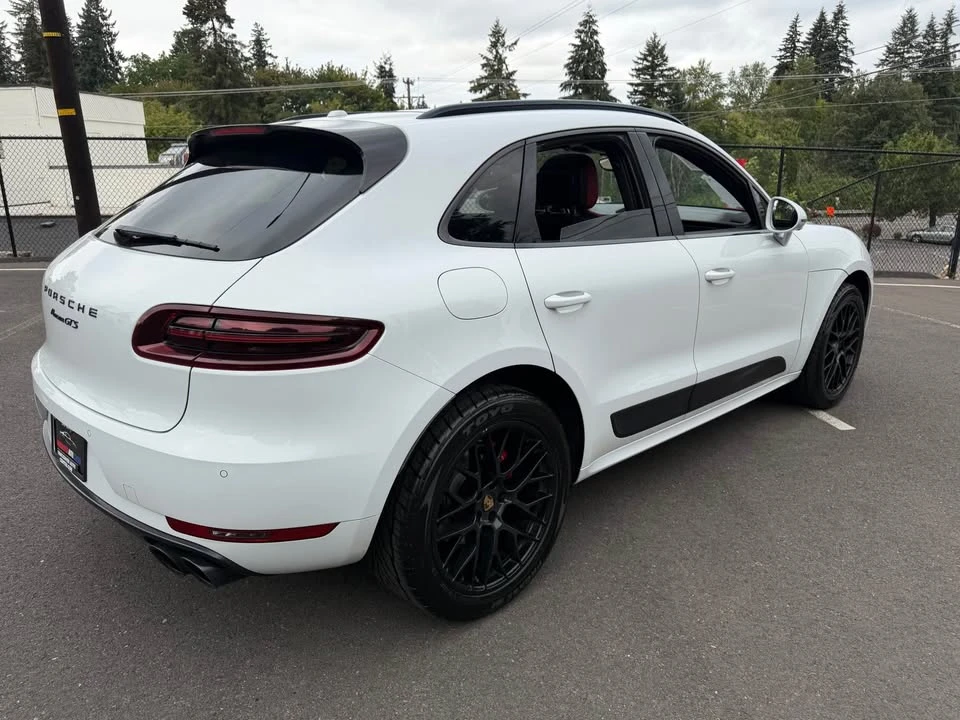 2017 Porsche Macan - Image 6 of 19
