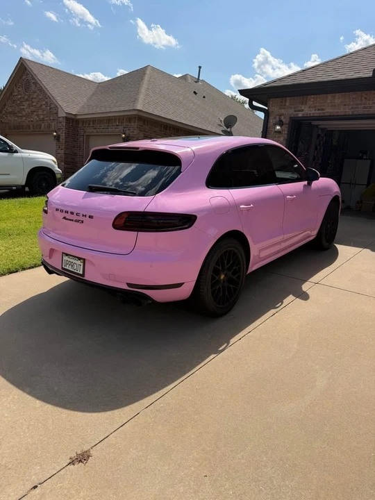 2017 Porsche Macan - Image 2 of 8
