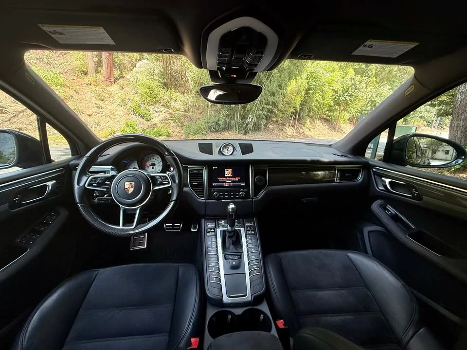2017 Porsche Macan - Image 11 of 20