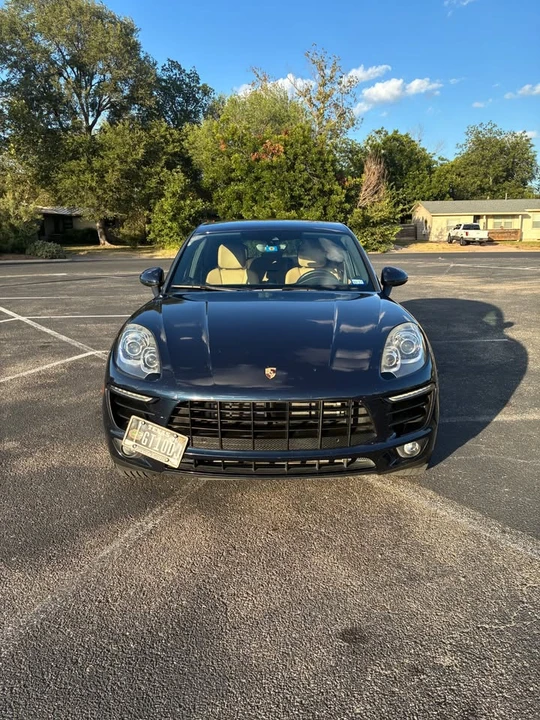 2017 Porsche Macan - Image 9 of 20