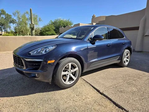 2017 Porsche Macan Macan