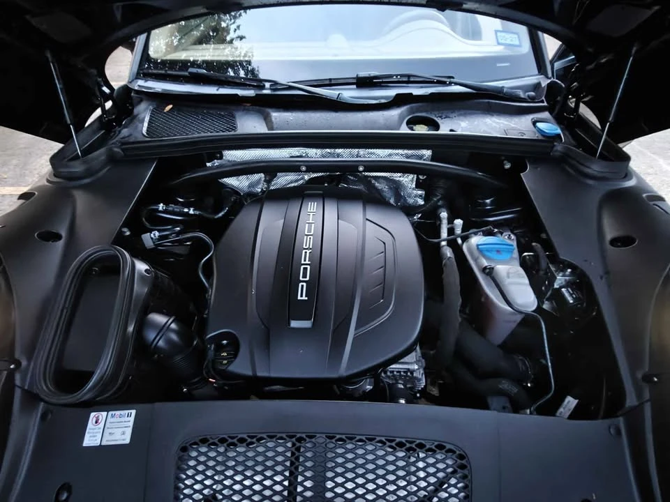 2017 Porsche Macan - Image 20 of 20