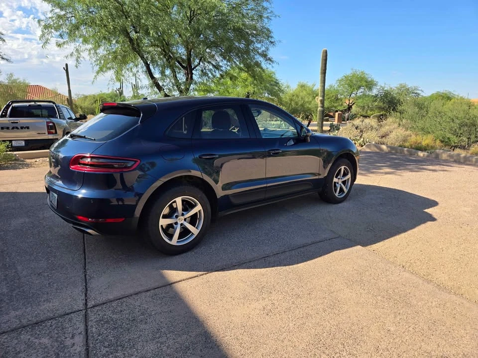 2017 Porsche Macan - Image 7 of 20