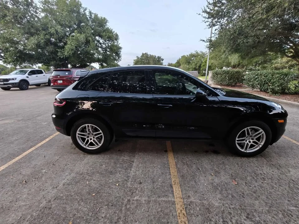 2017 Porsche Macan - Image 8 of 20
