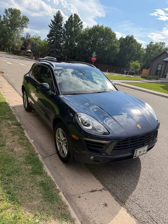 2017 Porsche Macan - Image 9 of 20