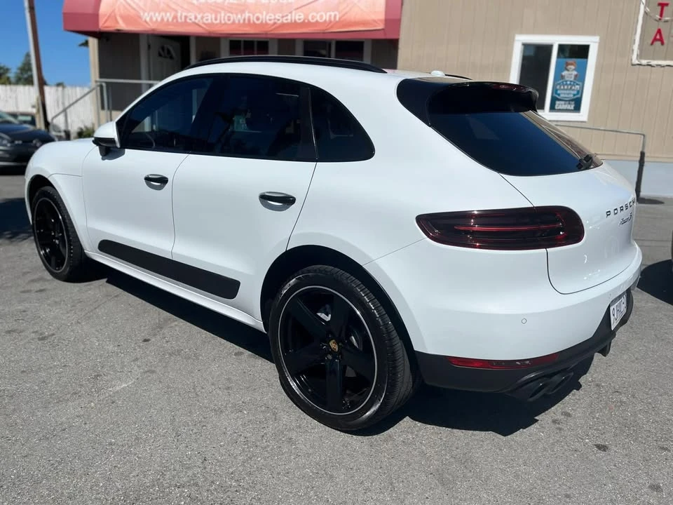 2017 Porsche Macan - Image 5 of 20