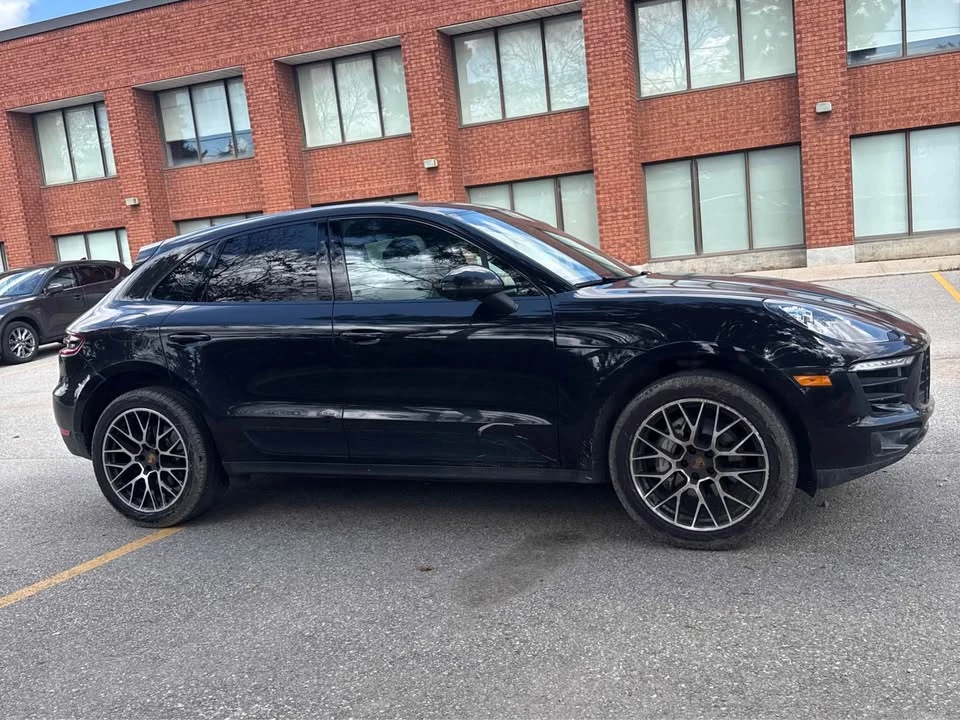 2017 Porsche Macan - Image 3 of 10