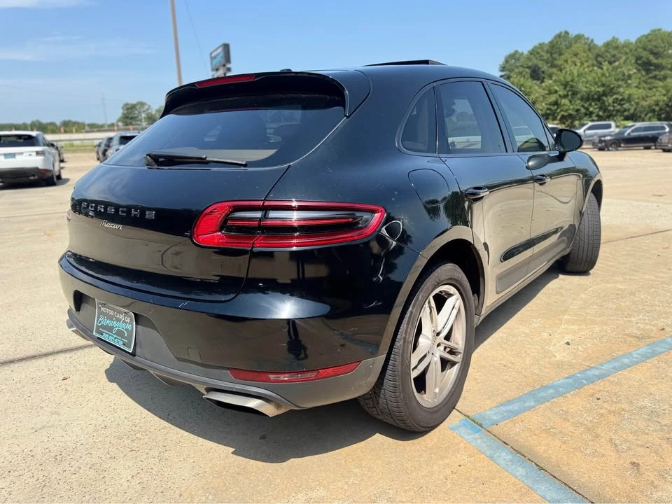 2017 Porsche Macan - Image 2 of 19