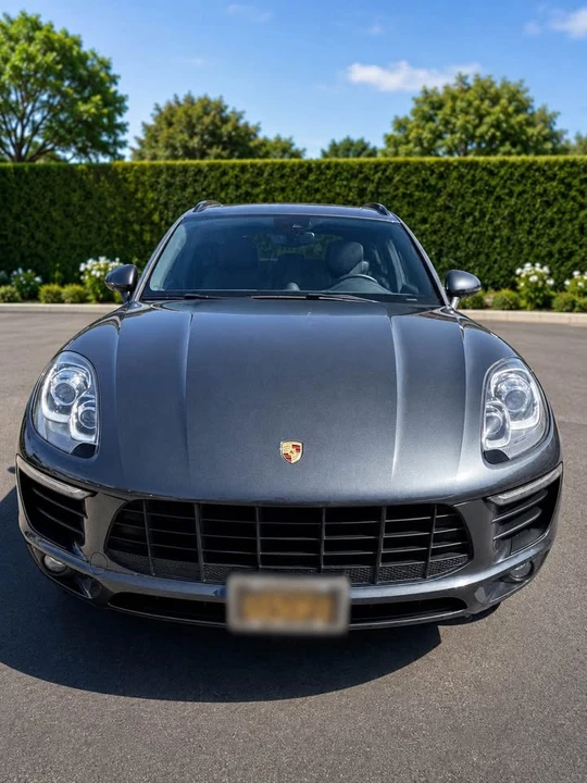 2017 Porsche Macan - Image 3 of 7
