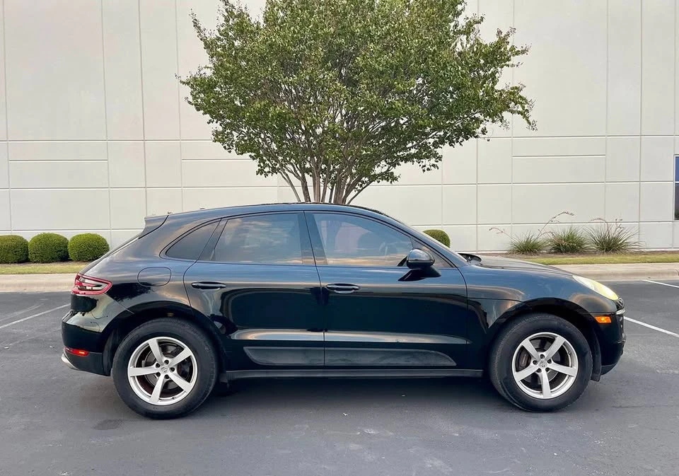 2017 Porsche Macan - Image 6 of 18
