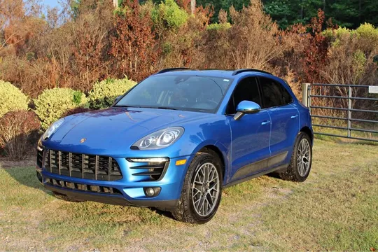 2017 Porsche Macan Macan