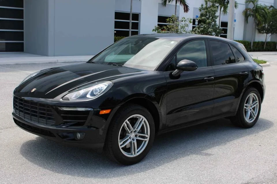 2017 Porsche Macan - Image 6 of 10