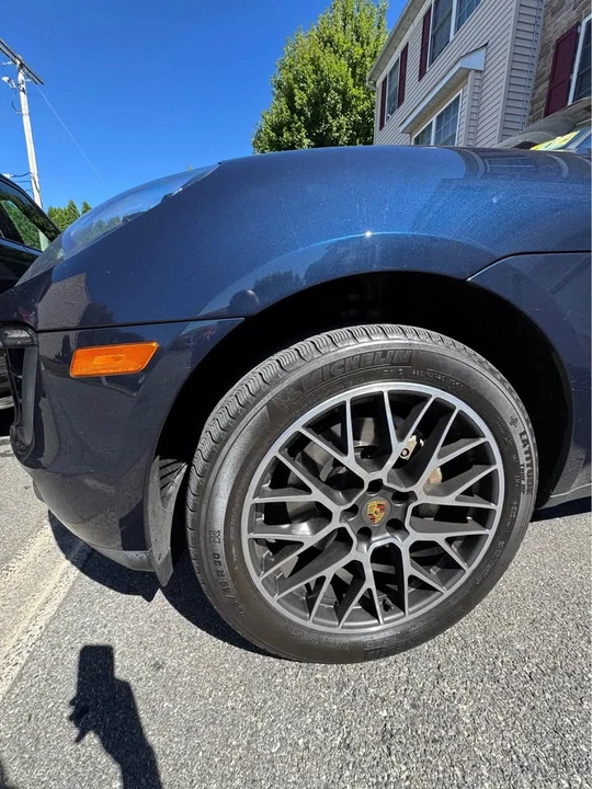 2017 Porsche Macan - Image 11 of 17