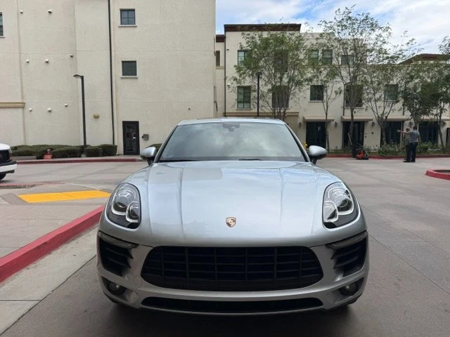 2017 Porsche Macan - Image 2 of 19