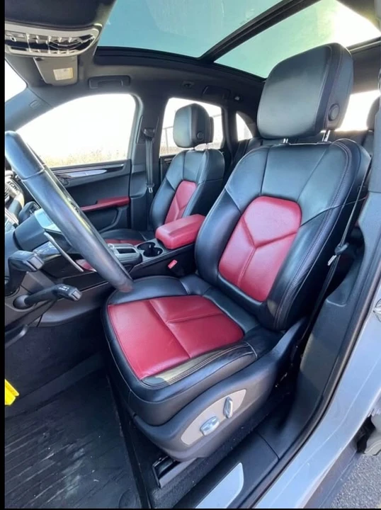2017 Porsche Macan - Image 9 of 11