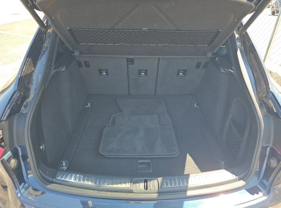 2017 Porsche Macan - Image 4 of 7