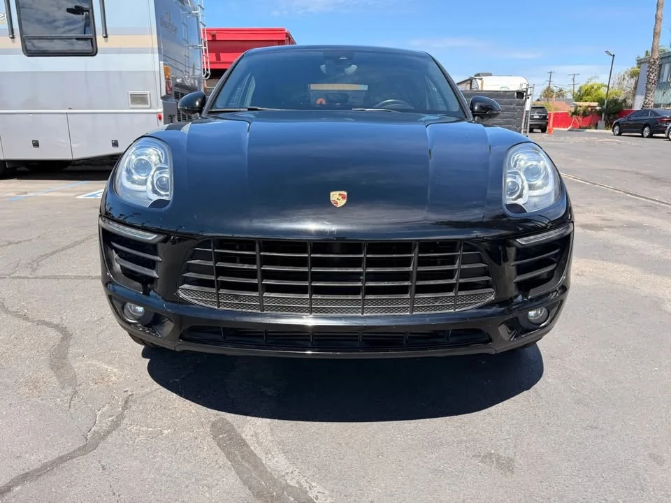 2017 Porsche Macan - Image 9 of 17