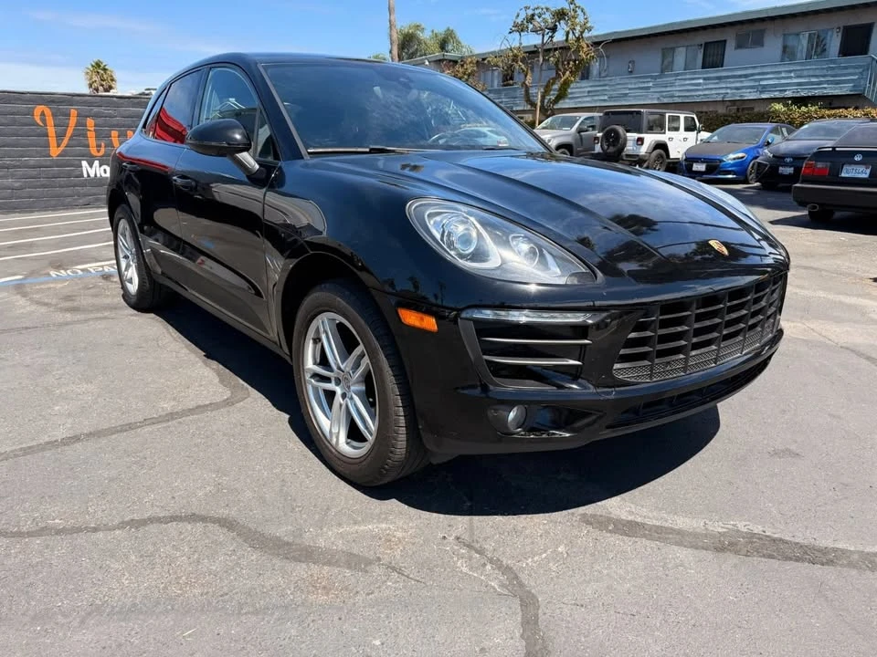 2017 Porsche Macan - Image 8 of 17