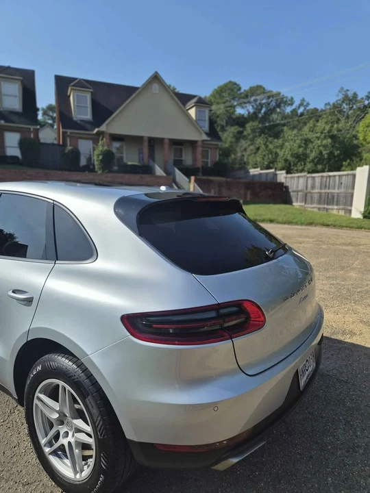 2017 Porsche Macan - Image 7 of 8