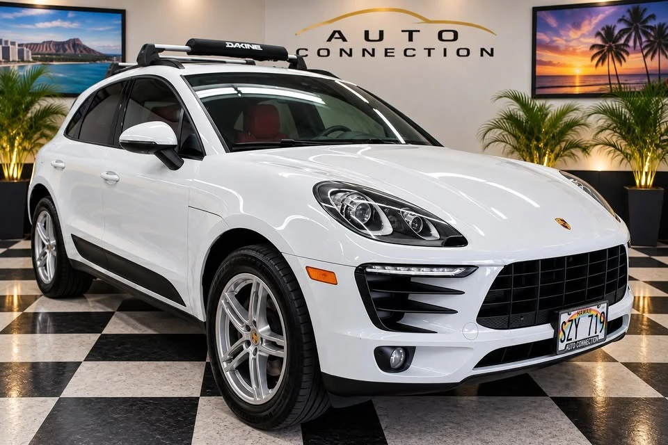 2017 Porsche Macan - Image 3 of 17