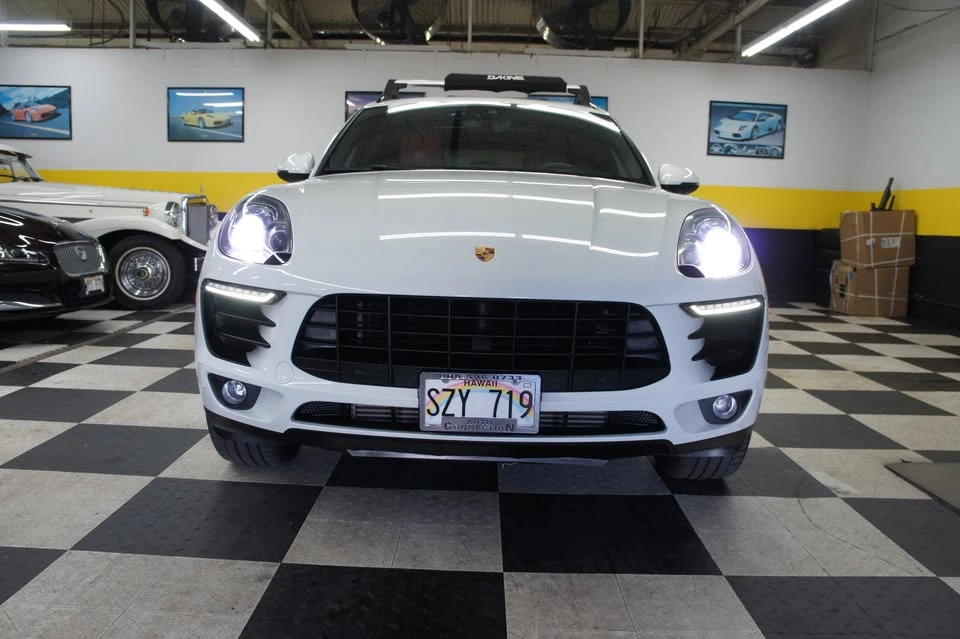 2017 Porsche Macan - Image 17 of 17