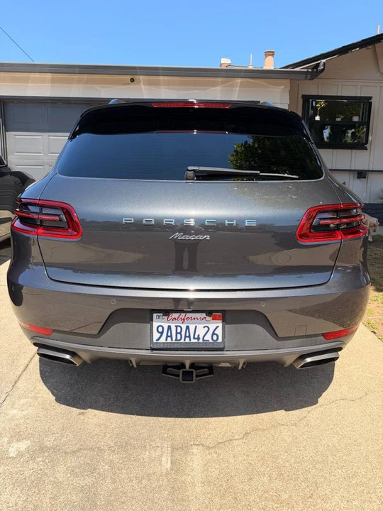 2017 Porsche Macan - Image 3 of 5