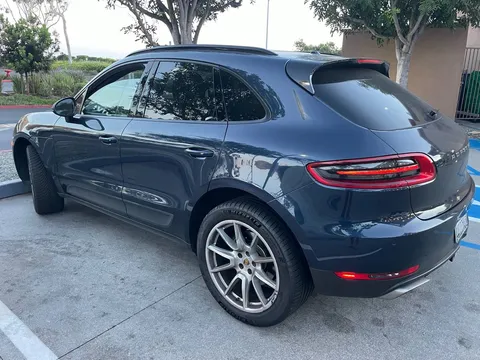2017 Porsche Macan Base