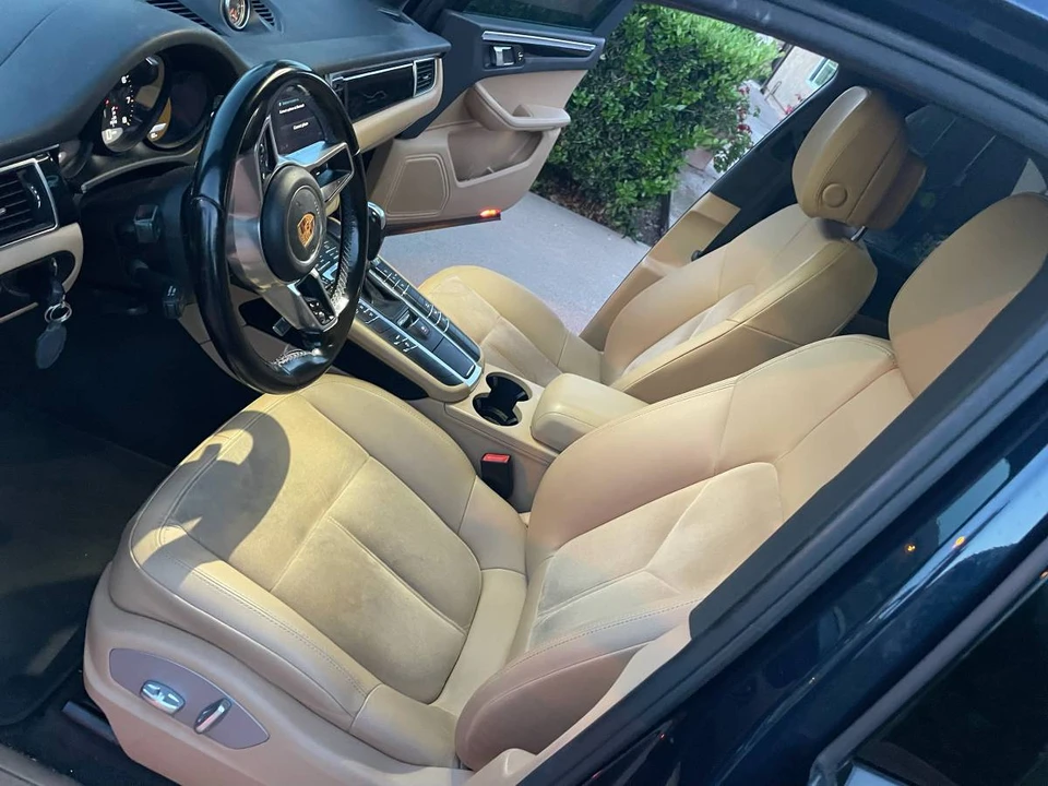 2017 Porsche Macan - Image 16 of 20