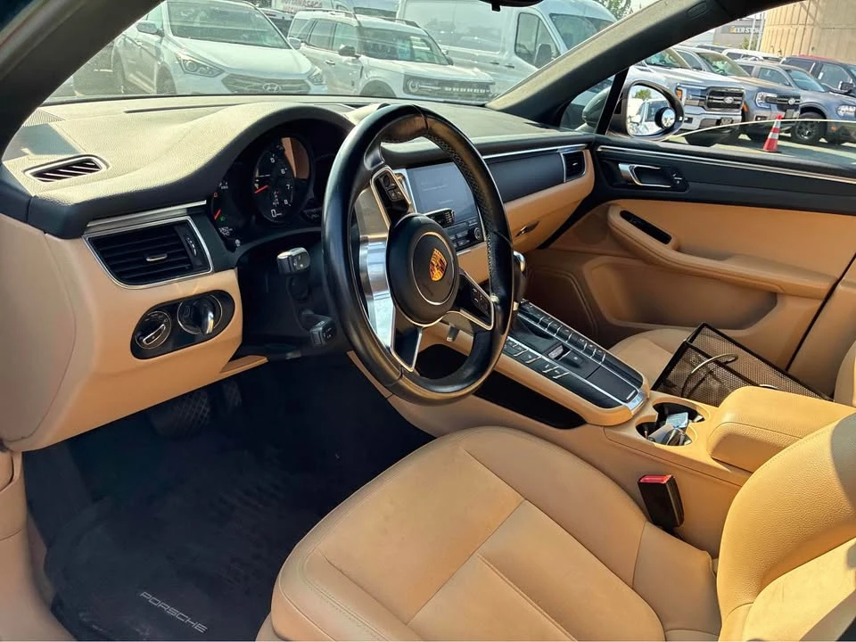 2017 Porsche Macan - Image 5 of 13