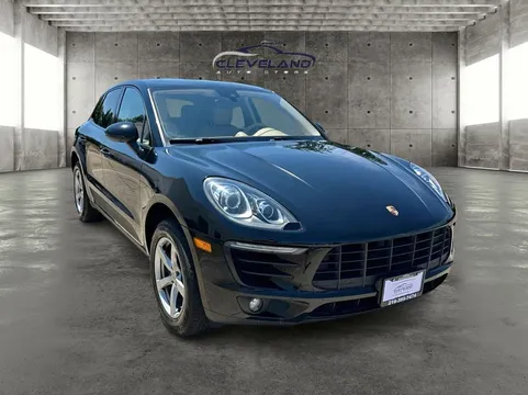 2017 Porsche Macan Base