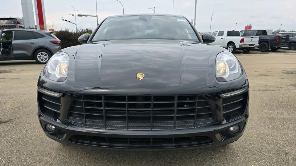 2017 Porsche Macan - Image 3 of 10