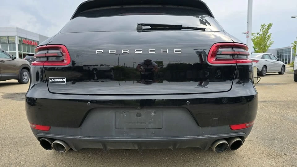 2017 Porsche Macan - Image 5 of 10