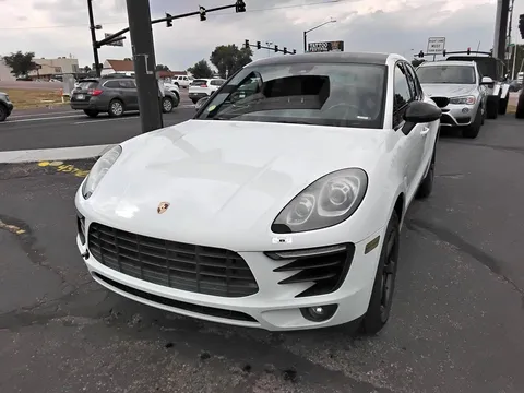 2017 Porsche Macan