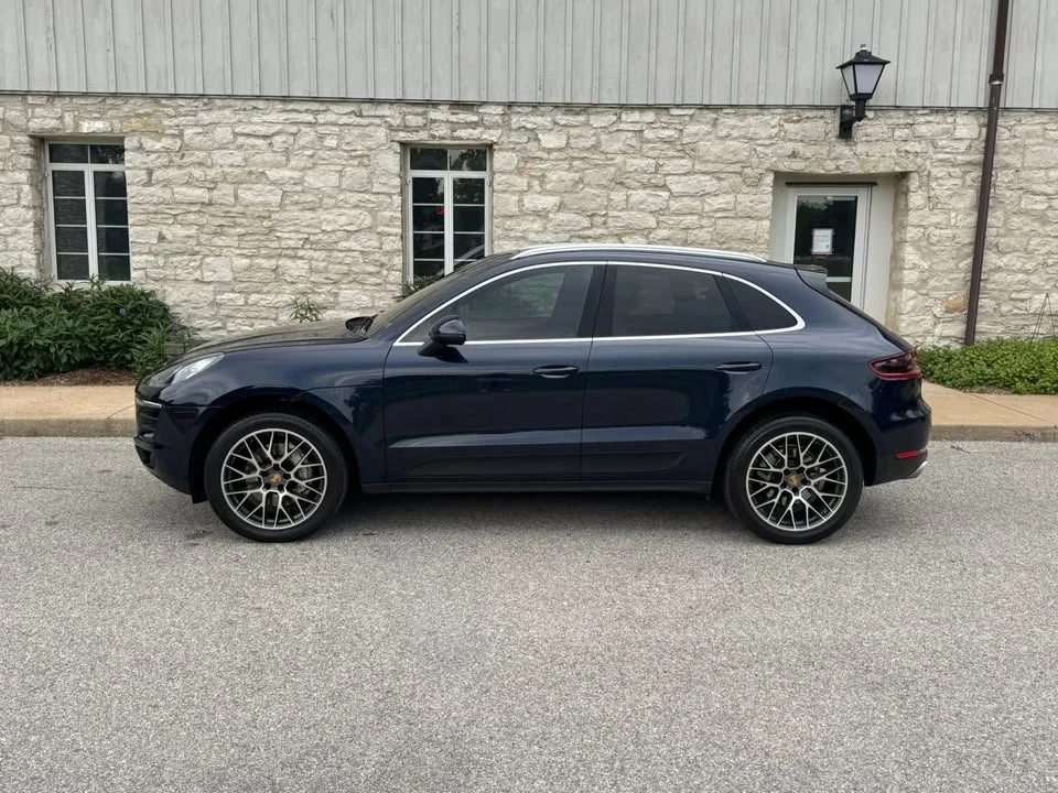 2017 Porsche Macan - Image 3 of 20