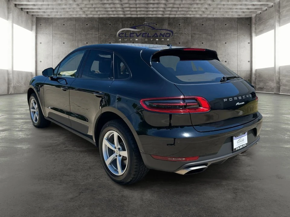 2017 Porsche Macan - Image 5 of 16
