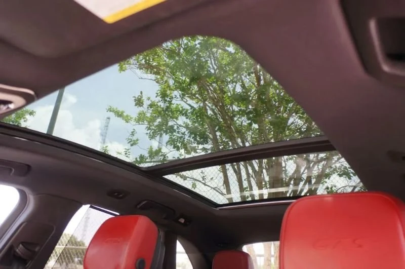 2017 Porsche Macan - Image 15 of 20