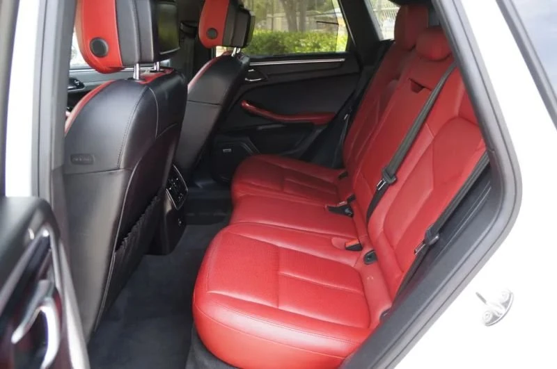 2017 Porsche Macan - Image 14 of 20
