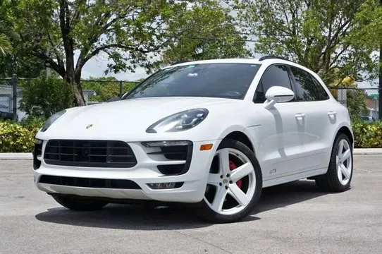 2017 Porsche Macan