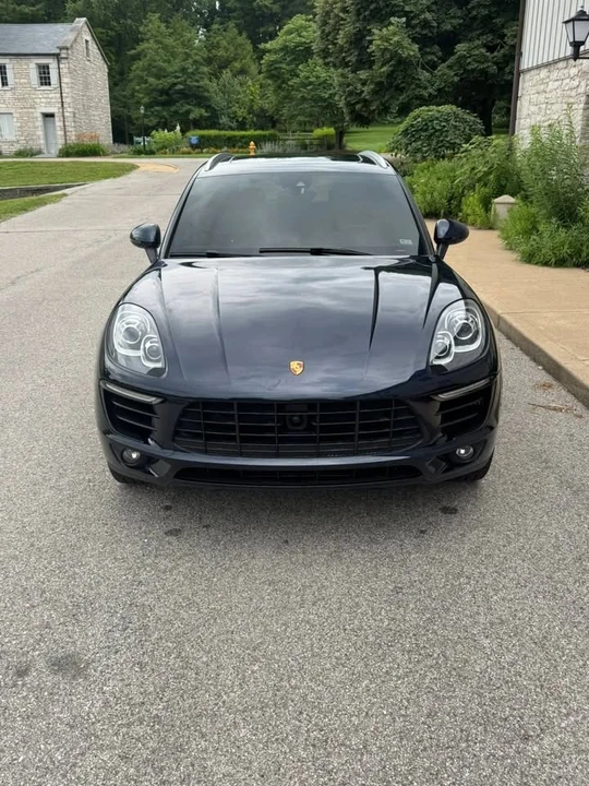 2017 Porsche Macan - Image 12 of 20