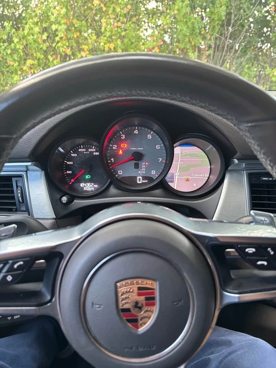 2017 Porsche Macan - Image 7 of 7