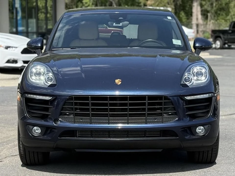 2017 Porsche Macan - Image 2 of 20