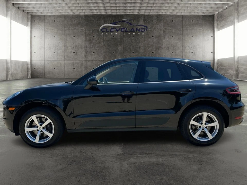 2017 Porsche Macan - Image 6 of 16
