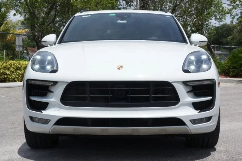 2017 Porsche Macan - Image 2 of 20
