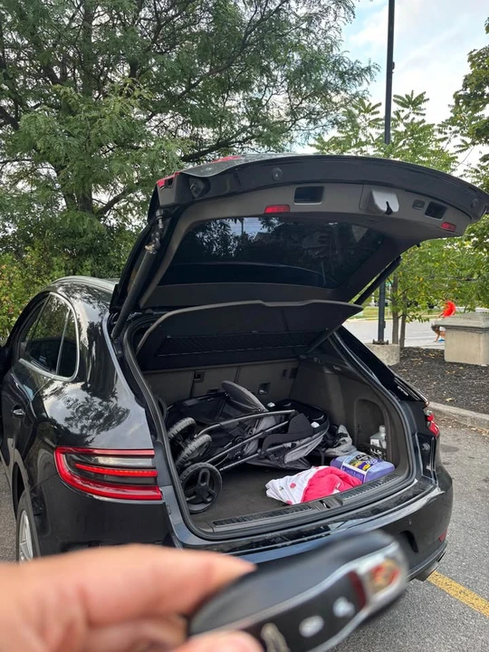 2017 Porsche Macan - Image 6 of 7