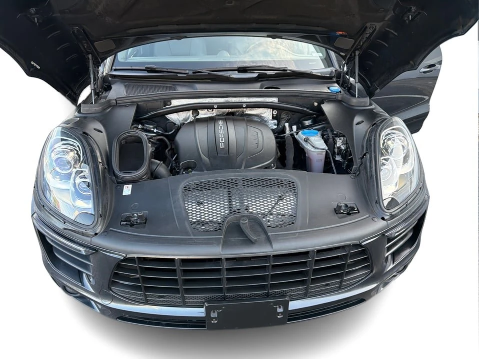 2017 Porsche Macan - Image 9 of 20