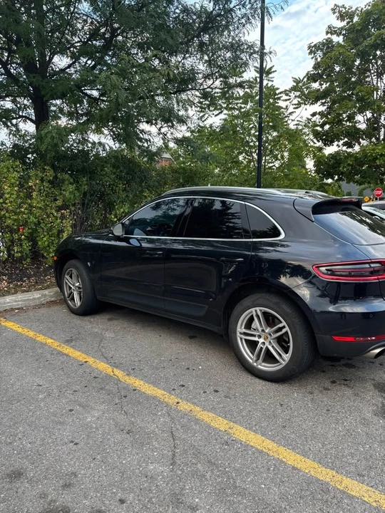 2017 Porsche Macan - Image 2 of 7