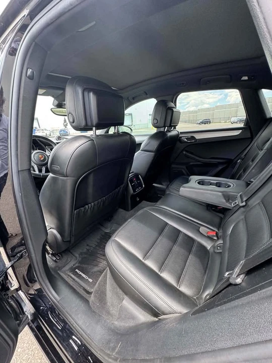 2017 Porsche Macan - Image 11 of 11