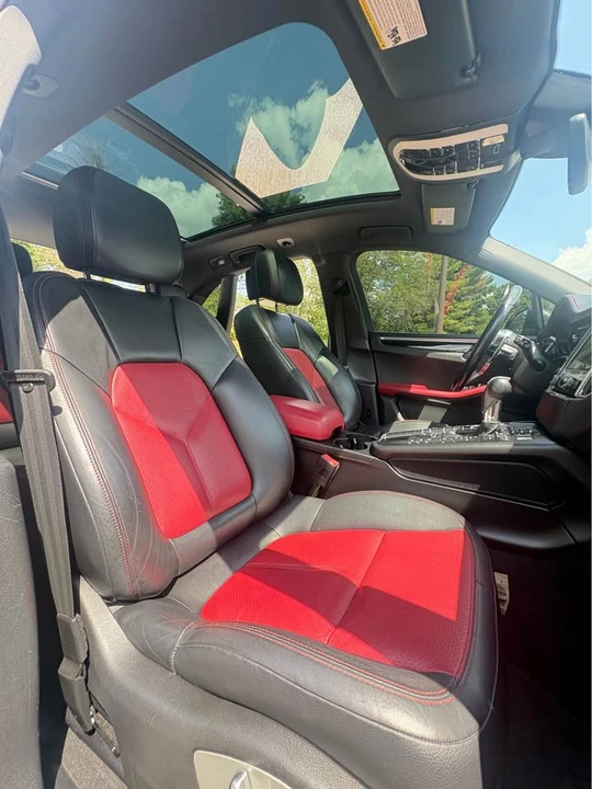 2017 Porsche Macan - Image 14 of 20