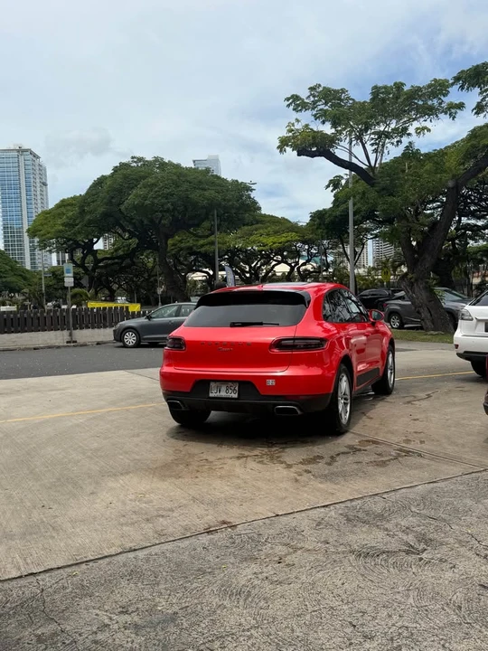 2017 Porsche Macan - Image 4 of 19