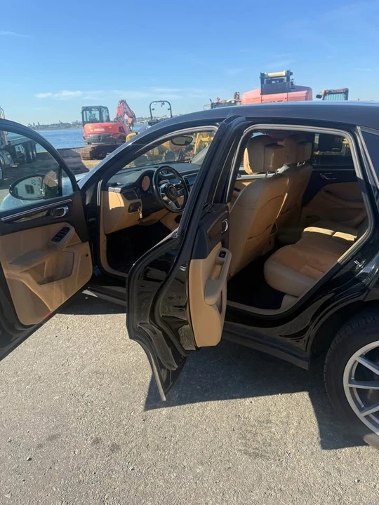 2017 Porsche Macan - Image 5 of 12